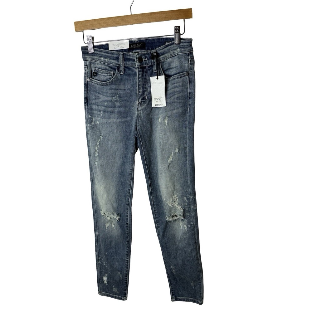 Judy Blue Womens 7/28 Relaxed Fit Blue Distressed Stretch Jeans JB8273MD
